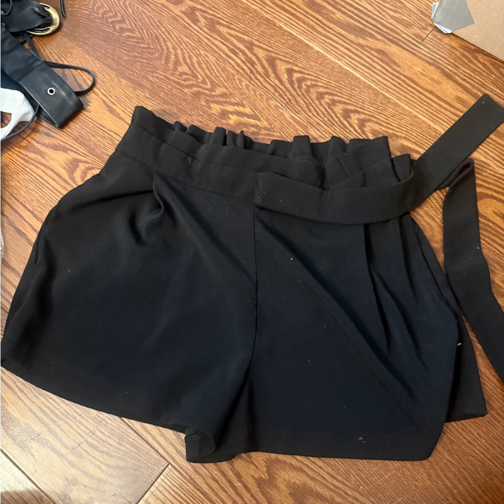 Zara Women's High Waist Black Shorts